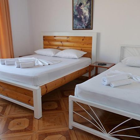 Villa Allkushi Sarandë エクステリア 写真