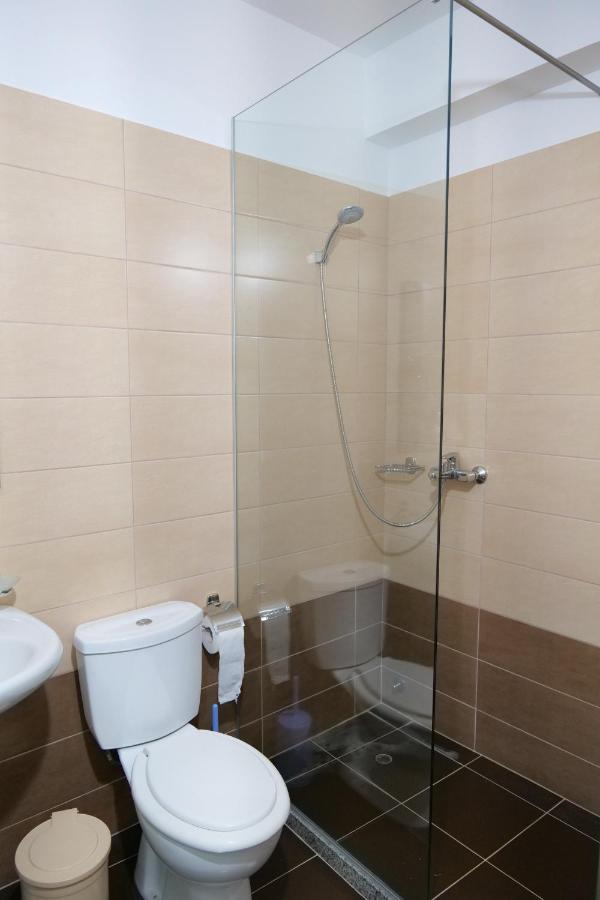 Villa Allkushi Sarandë エクステリア 写真