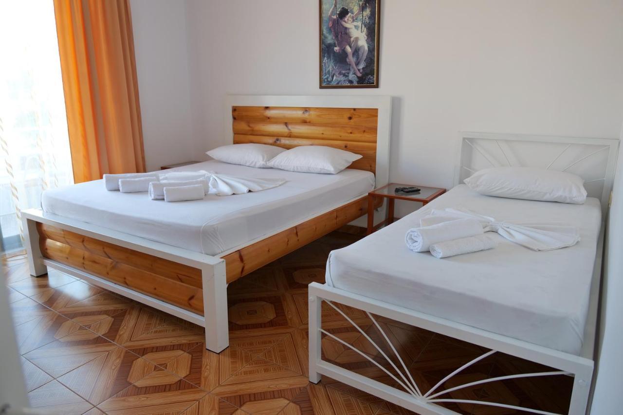 Villa Allkushi Sarandë エクステリア 写真