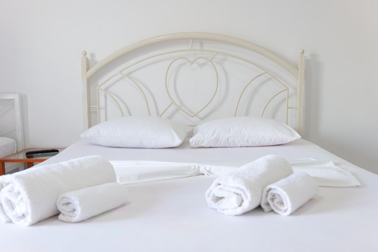 Villa Allkushi Sarandë エクステリア 写真