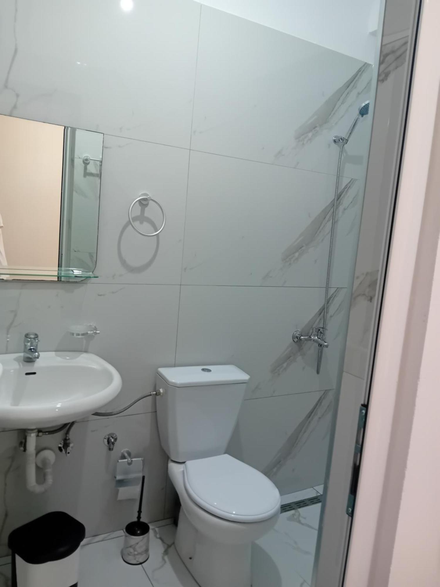 Villa Allkushi Sarandë 部屋 写真